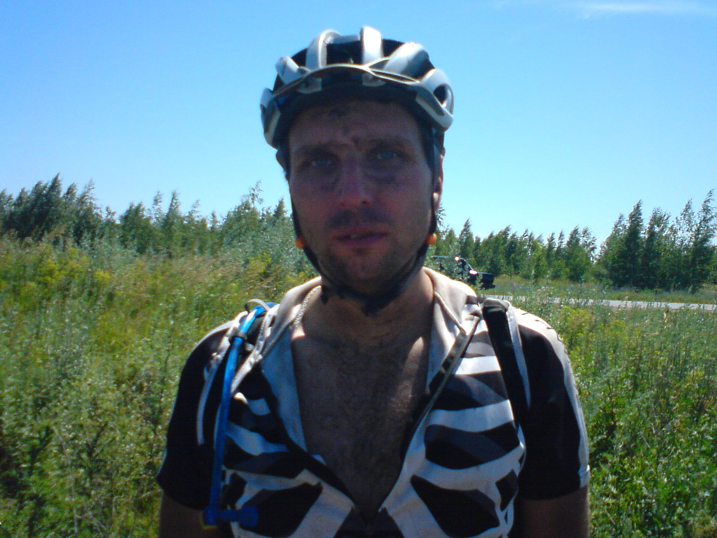 Похож на шахтера вылезшего из забоя?
