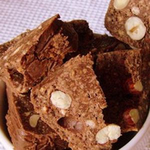 Щербет готовится на основе сгущеного молока и порошка какао, поэтому он очень питательный и вкусный